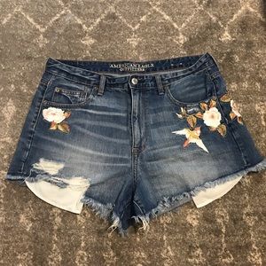 AE Vintage High-Rise Festival Shorts ✌🏼